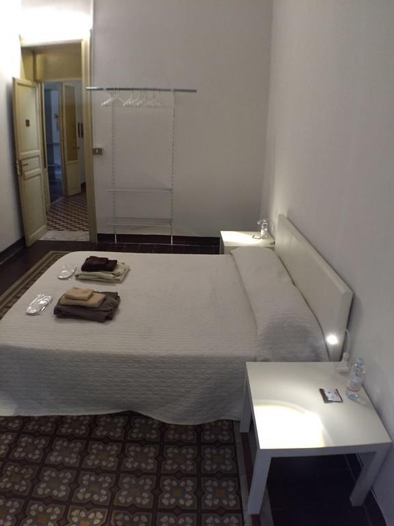 Deco Guest House Palermo Bagian luar foto