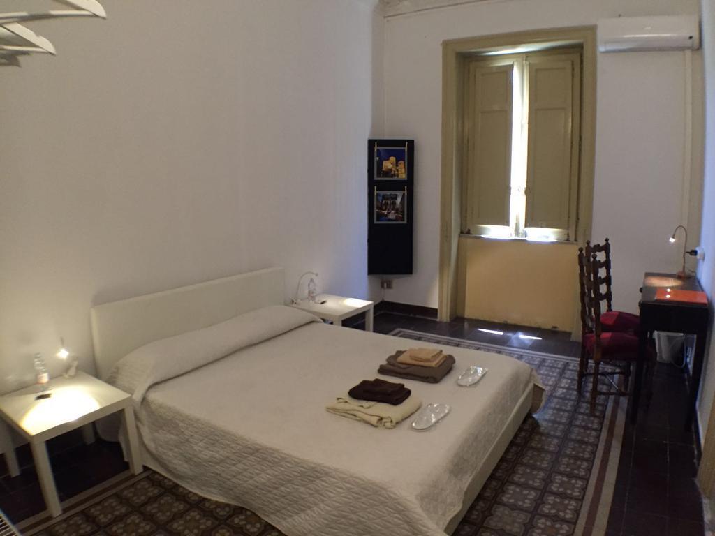 Deco Guest House Palermo Bagian luar foto