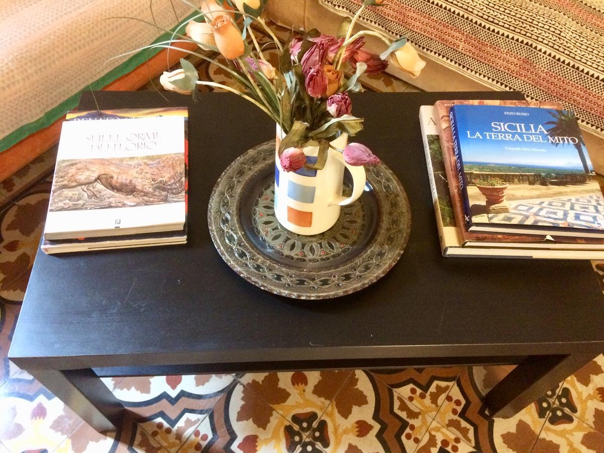 Deco Guest House Palermo Bagian luar foto